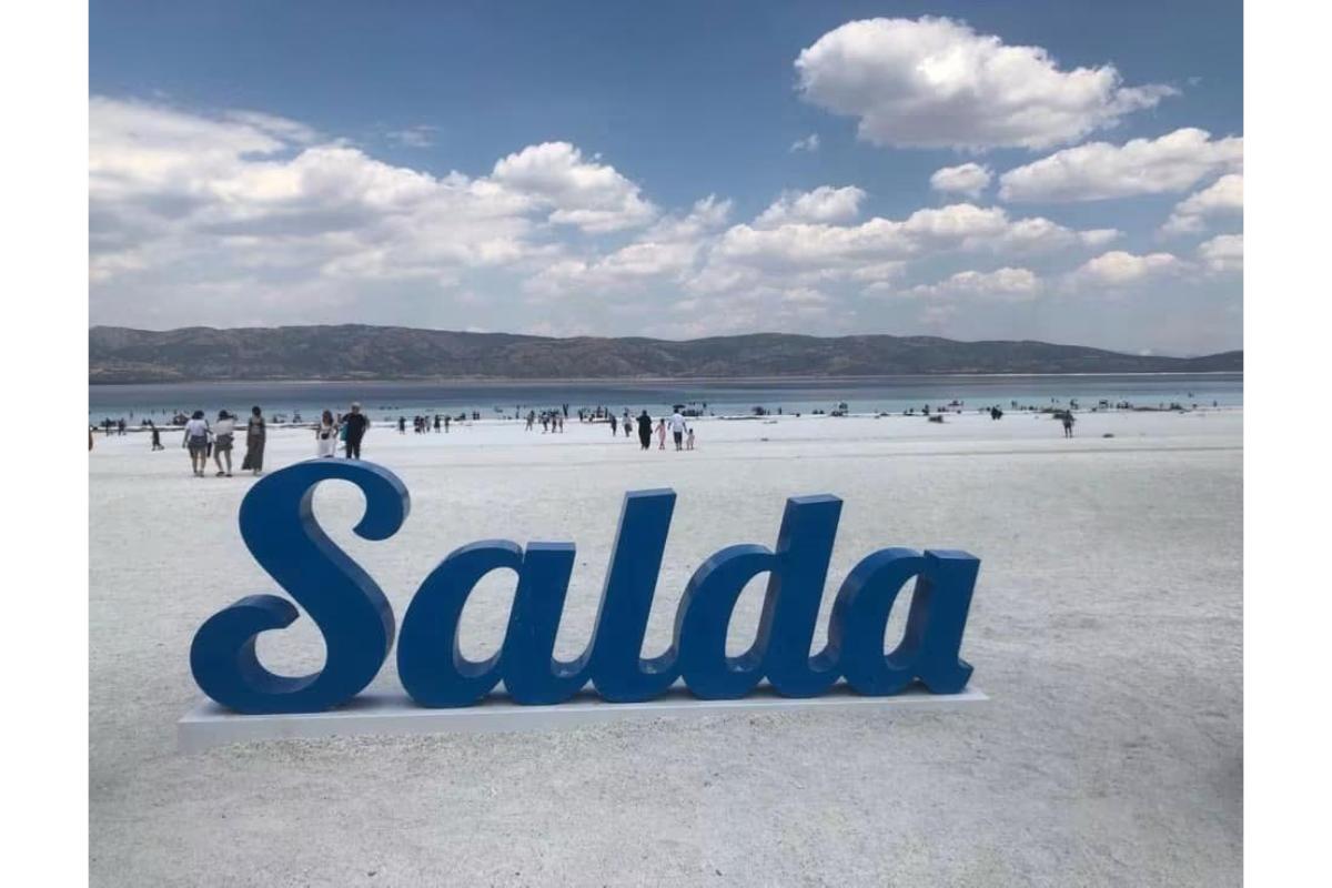 Alanya'dan Pamukkale ve Salda Gölü Günübirlik Turu